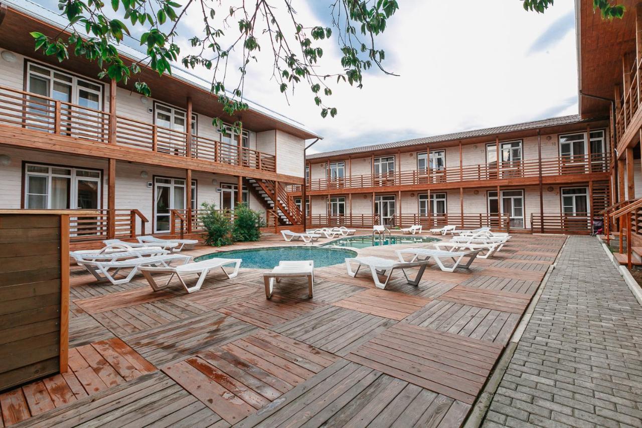 Guest House Amshin Tsandrypsj Buitenkant foto