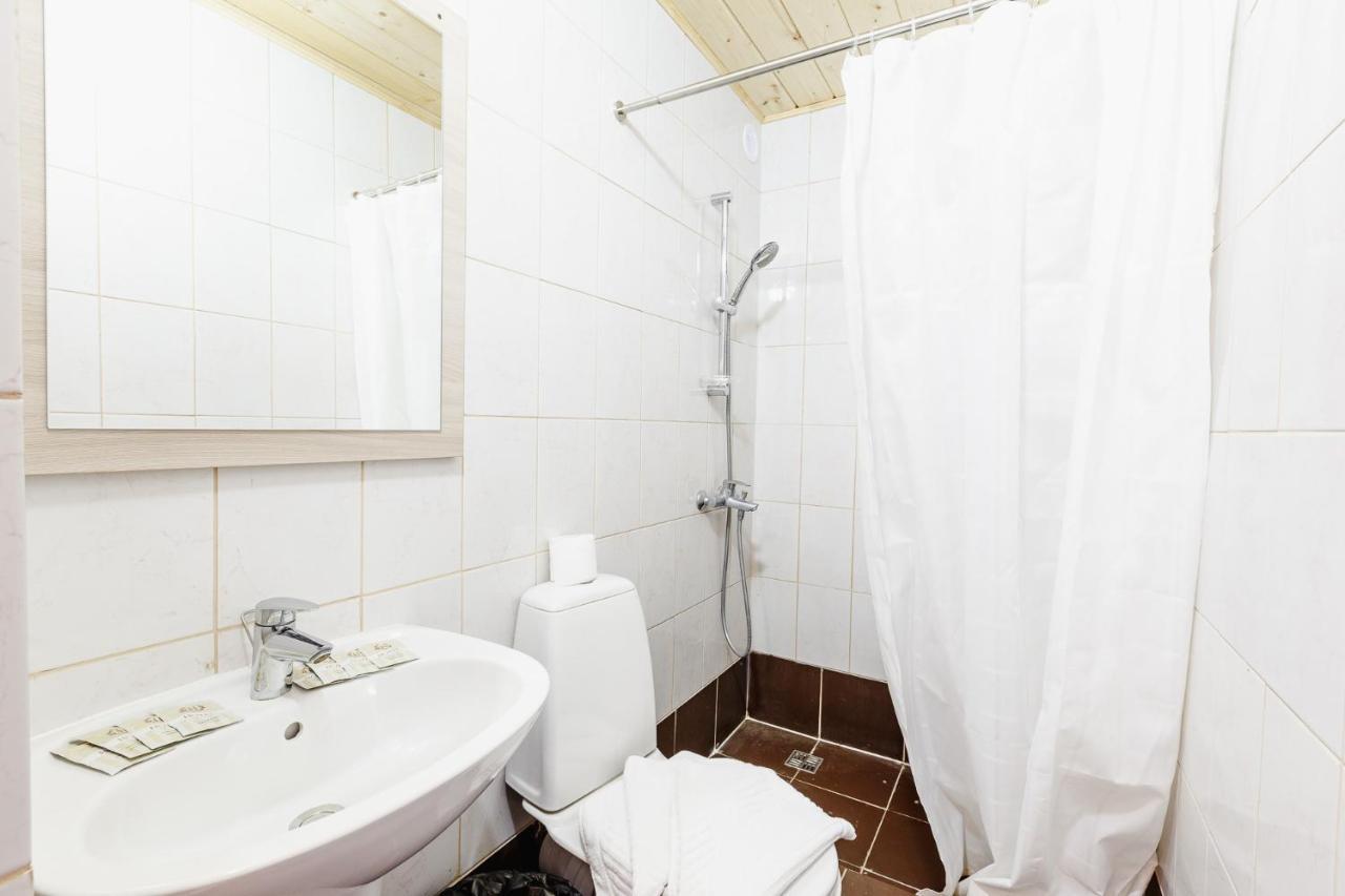 Guest House Amshin Tsandrypsj Buitenkant foto